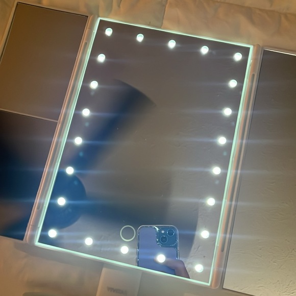 LED Mirrors - Picture 3 of 3